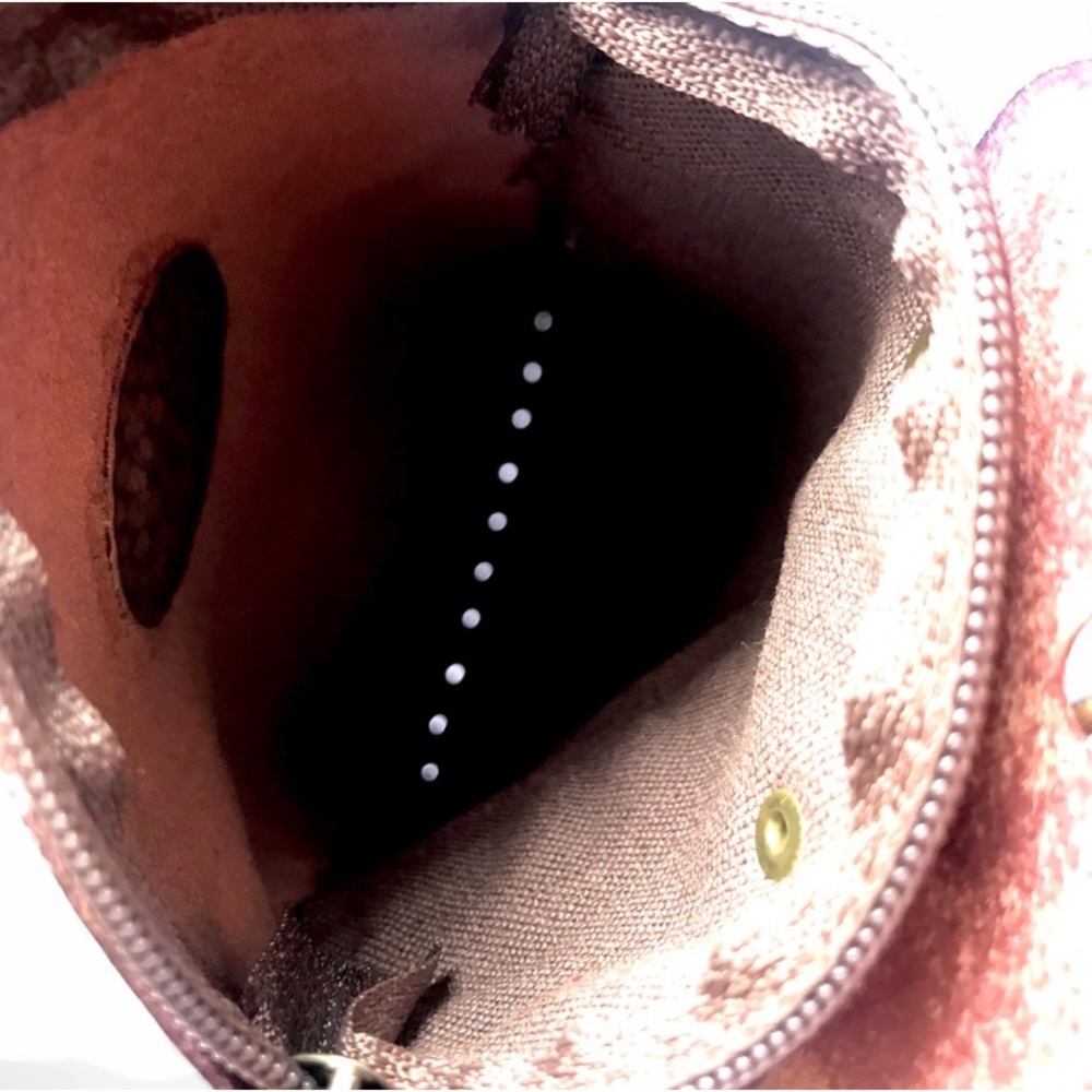 1 LEFT! Handmade Genuine Leather Floral Cellphone Crossbody Bag - Picture 7 of 7